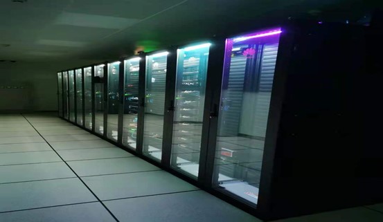 ����Ժ�����������ġ�����΢ģ����ͨ��